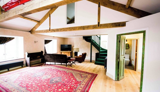 Incredible loft apartment with everything. Full service option.