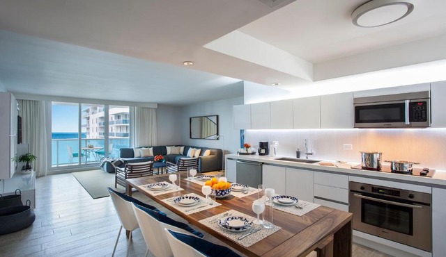 Incredible Ocean Views! Terrace, 1800 sq.ft., Hotel