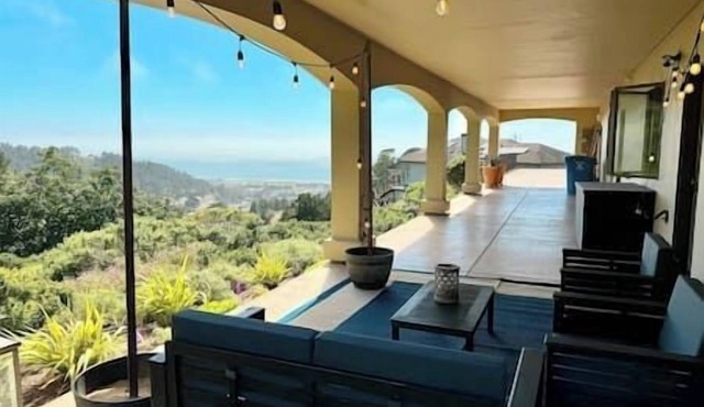 Incredible Ocean Views from Tuscan Villa Suite