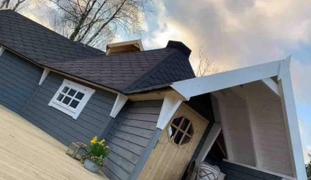 Incredible Views | Outdoor Bathtub | Custom Design