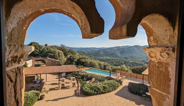 Incredible views! In the middle of nature ❤ Authentic 15th century farmhouse