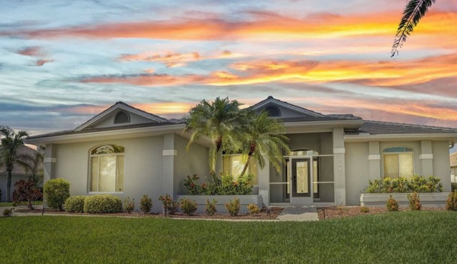 INCREDIBLE WATER VIEW! NEW LUXURY REMODELED HOME; HEATED SALT POOL, GOLF NEARBY