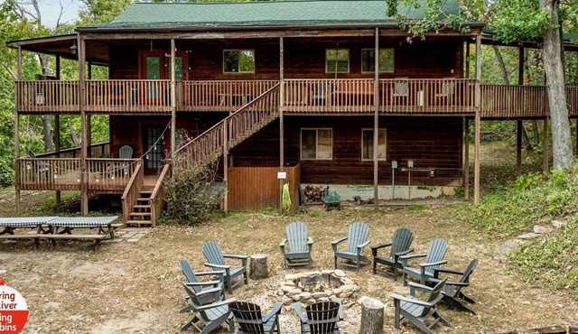 Incredible Wooden Cabin with Fire Pit in Miami, Oklahoma