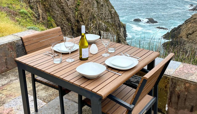 Incredibly Beautiful, Private, Unique Home Perched On The Bluff At Ocean's Edge!