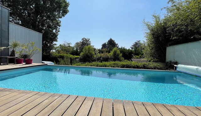 Independent studio in property with private swimming pool