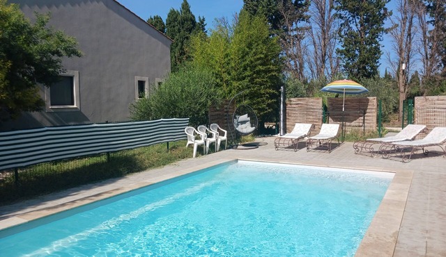 INDEPENDENT VILLA with SWIMMING POOL in organic farmland