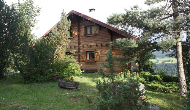 Independent charming chalet of 85 m2