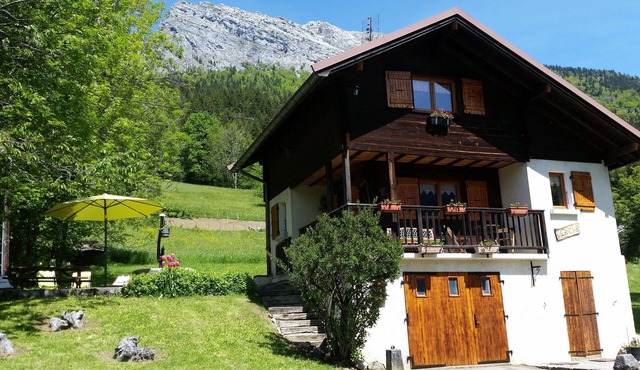 Independent chalet 3 *, near the resorts of Aravis and Lake Annecy