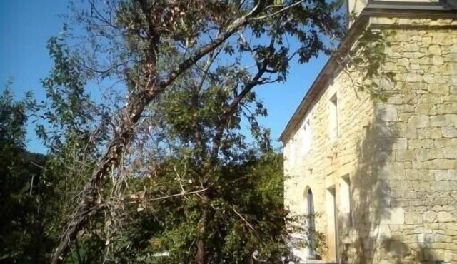 Independent cottage, quiet countryside, near black Périgord Lot and Corrèze