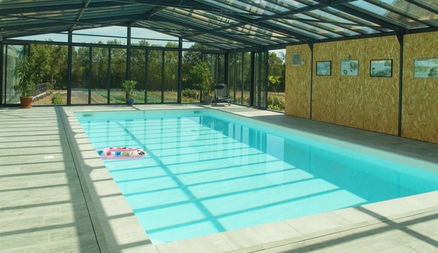 Independent cottage: spa, indoor pool, sauna, steam room