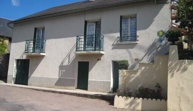 Independent cottage in a small village in the Morvan Regional Park