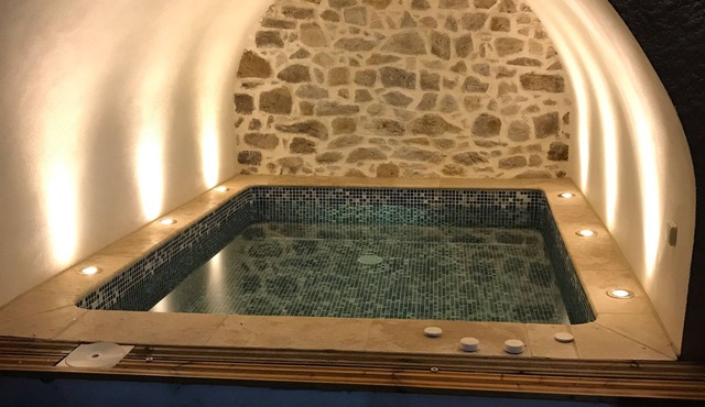 Independent village house rental with courtyard, terrace and pool.