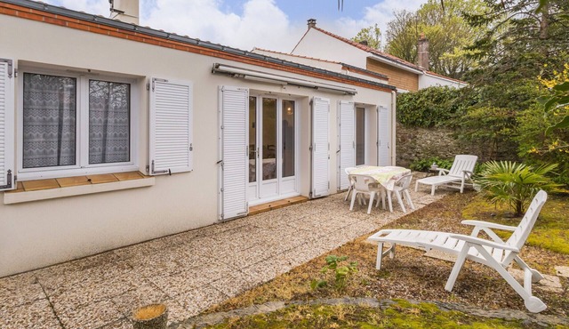 Independent house in Pornic, near old port and beach