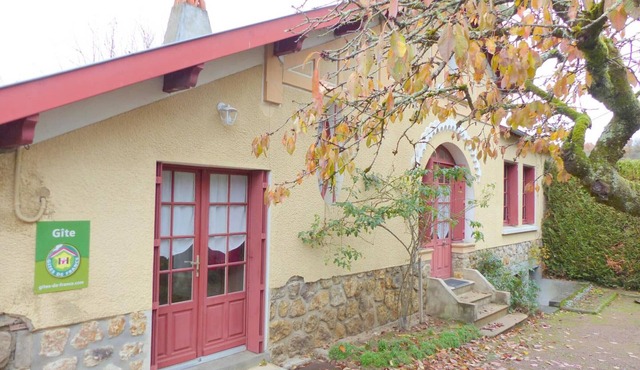 Independent house near medieval village