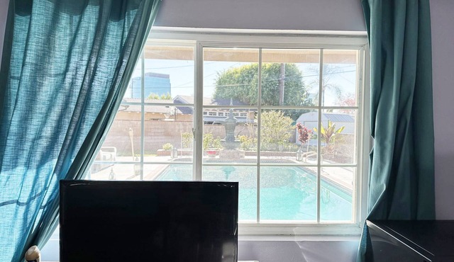 Independent room your Second home at Covina