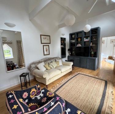 Independent Space in Heytesbury 2 bedrooms