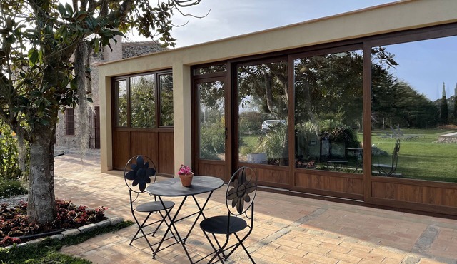 Independent studio-house with garden and pool on a beautiful Costa Brava estate