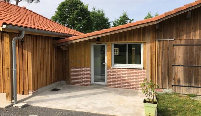 Independent studio 3 stars