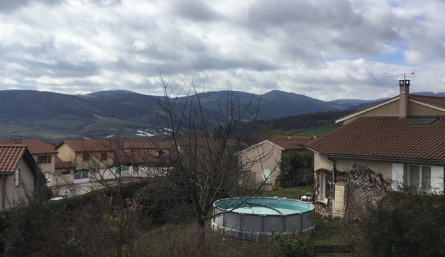 Independent studio 30m² in peace