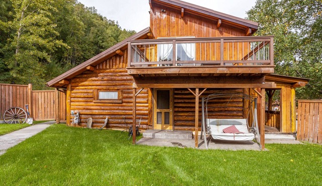 Indian AK 25 min to Anchorage & 25 min to Girdwood and 35 min to the airport