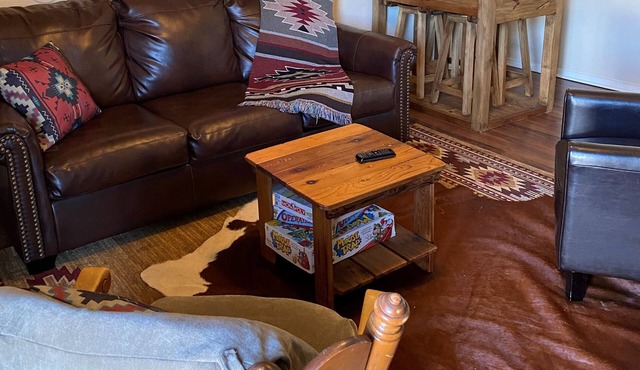 Indian Blanket Suite @ Wildflower Lodge
