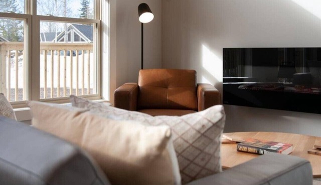 Indian Falls Chalet #1 with forest view