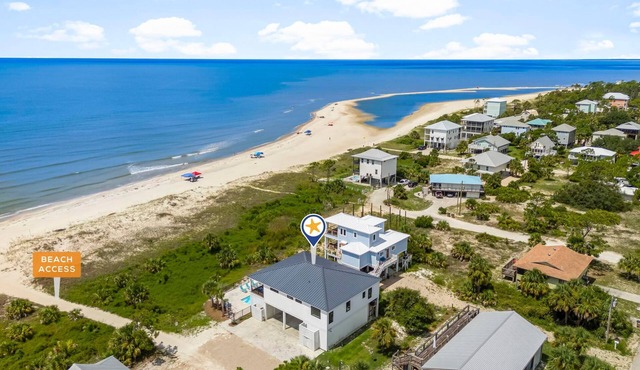 Indian Pass Beach House - Beachfront, Private Pool, Pet Friendly, Sleeps 12