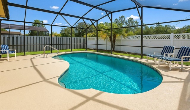 Indian Wells 3BR Home w/Pool — 10 min to Disney