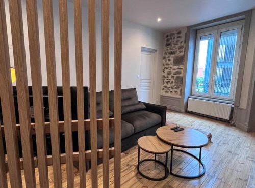 Indigo Elegant Gare SNCF 4p