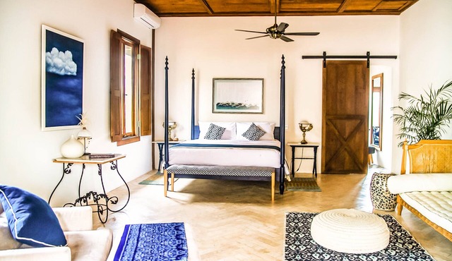 Indigo Master Suite - Luxury Island accommodation at Villa Pulau Cinta