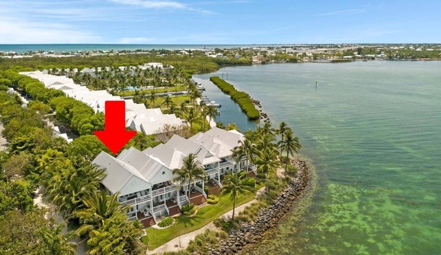 Indigo Reef Resort Premium Waterfront Villa 67 With Boat Dockage, Pool, and Sunset-View