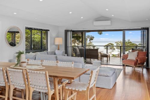 Indigo Views - renovated Vincentia beach house