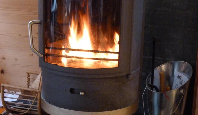 Individual chalet with swimming pool access in the heart of the Aravis mountains