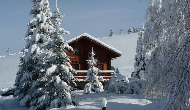 Individual chalet classified for 6 people maximum
