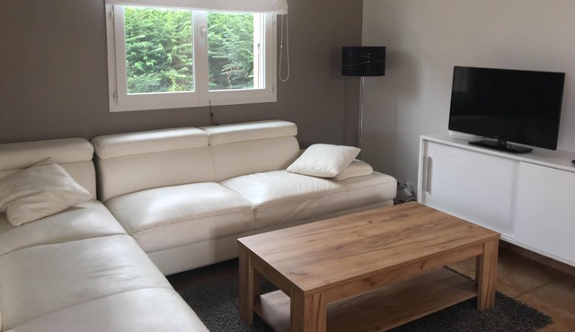 Individual family house 15 minutes from Macon, 25 minutes from Bourg-en-Bresse.