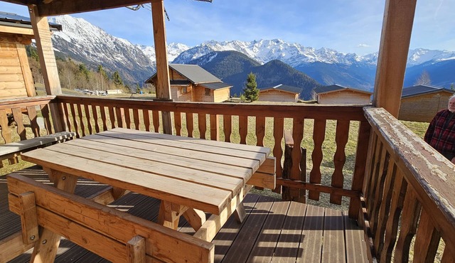 Individual wooden chalet in vacation residence