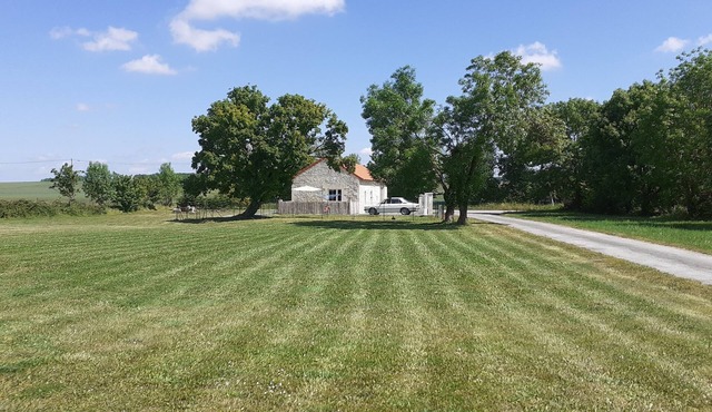 INDIVIDUAL HOUSE FOR 4 PEOPLE NOTHING FOR YOU