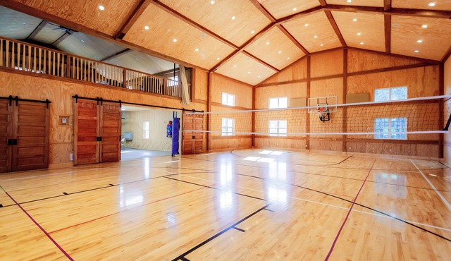 Indoor Gymnasium, Seasonal Pool, 7 Bedroom, Sleeps 28