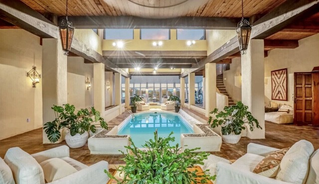 Indoor heated pool, hot tub, EV charger, 15 min to SF- 7 bedrooms 5 are en-suite