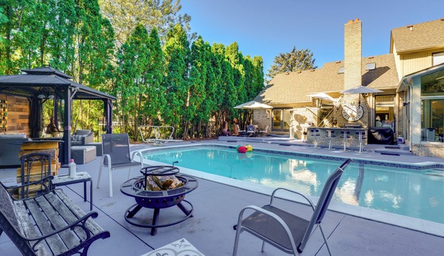 Indoor & Outdoor Entertainment! Luxe Michigan Home