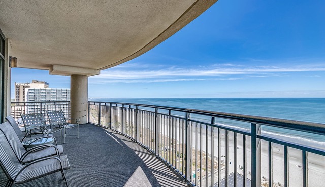 🌴🌞Indoor/Outdoor Pools + Lazy River | Oceanfront | South Wind Penthouse 1