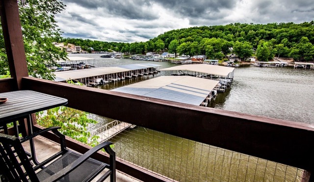 INDOOR/OUTDOOR POOLS! HOT TUB! SAUNA! STEAM ROOM! JUST REMODELED!