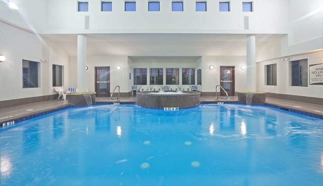 Indoor Pool + Free Wi-Fi, Free Breakfast | Fully Equipped Suite