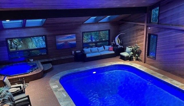 Indoor pool, hot tub, sauna at the bottom of Garden of the Gods!