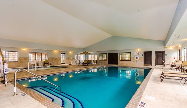 Indoor Pool & Hot Tub. Free Breakfast. Only 2 Min from University of North Dakota.