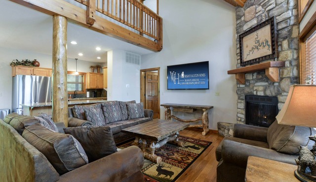 Indoor Pool - Sleeps 22 - 8 King Beds - Right by SDC - Vanessa's Vacation Homes