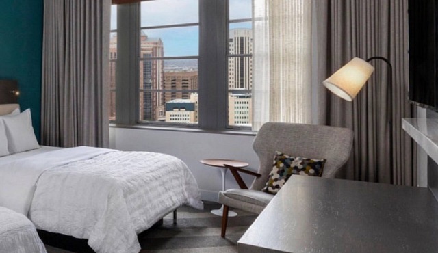 Indulge in Comfort & Style! 4 Spacious Units for Groups, Pets Allowed!