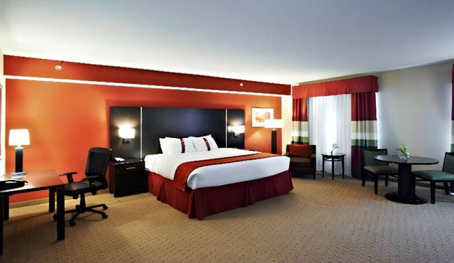 Indulge in the Ultimate Vacation! W/ Free Wifi