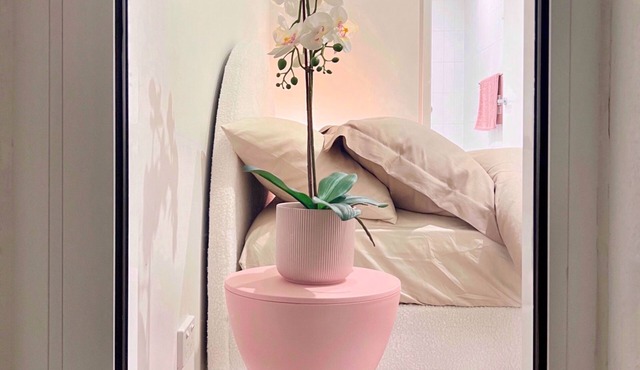 Indulge Luxury Holiday Near BrightonBeach | Private Yard & Parking