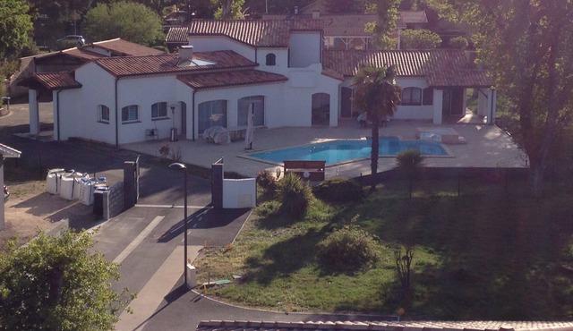 INDUS GUEST ROOM WITH BATHROOM IN THE HEART OF THE BASSIN D'ARCACHON